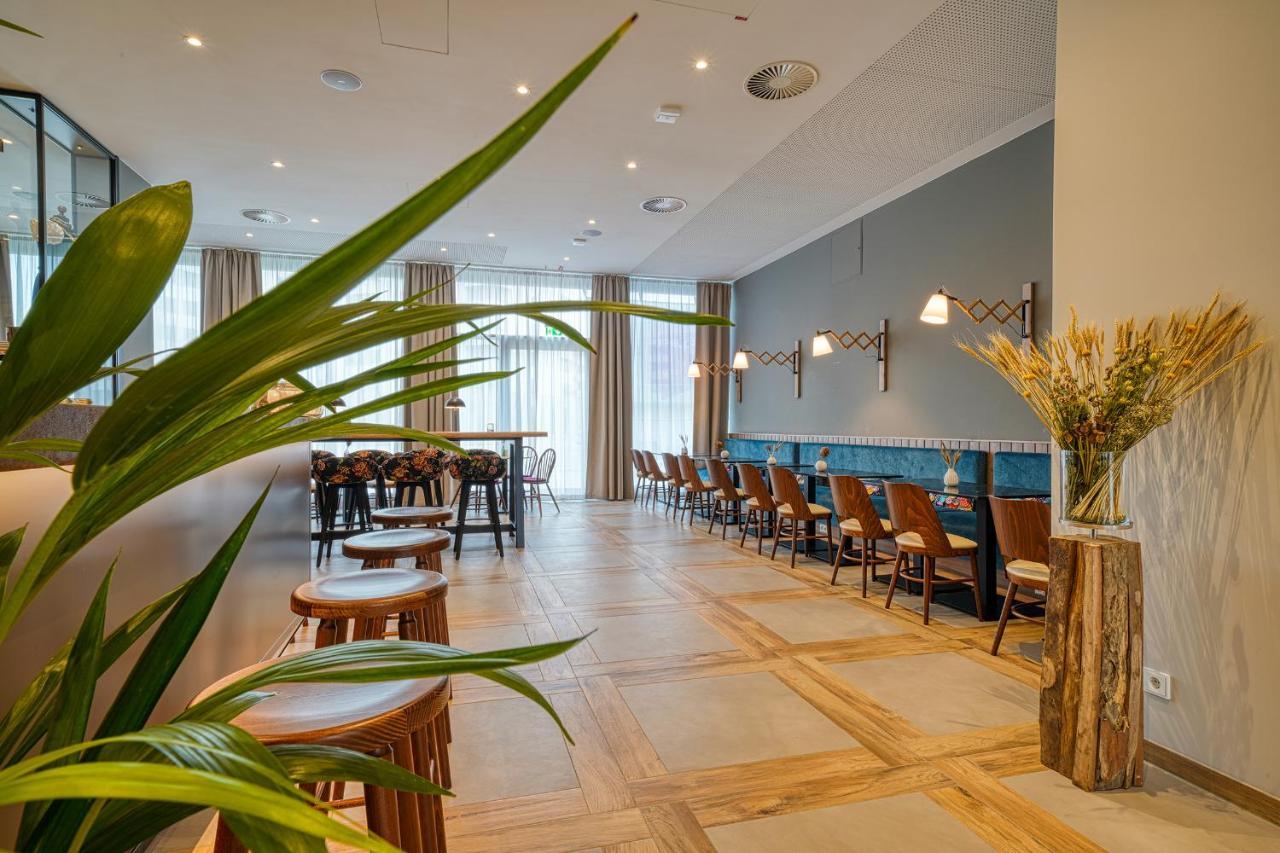 Vienna House Easy By Wyndham Freiburg City Εξωτερικό φωτογραφία