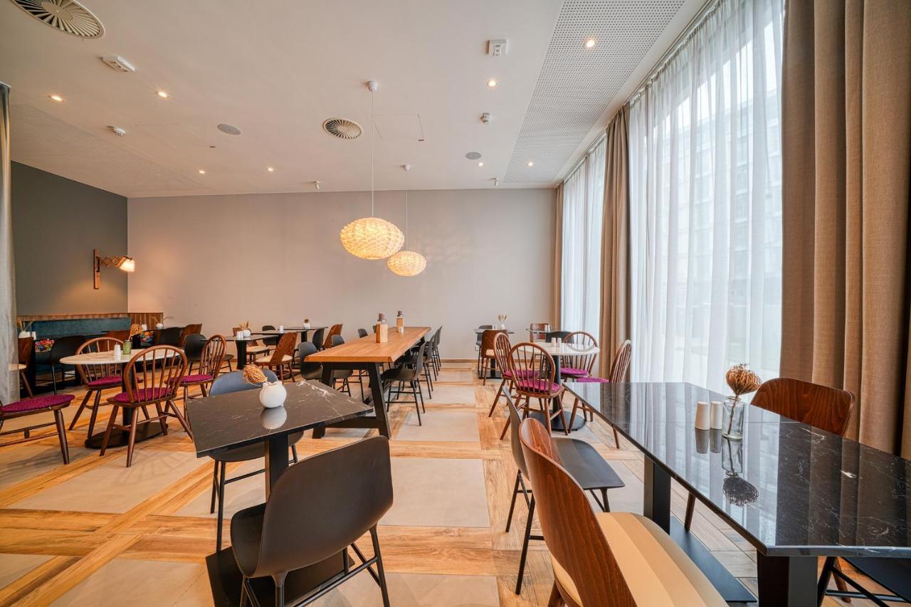 Vienna House Easy By Wyndham Freiburg City Εξωτερικό φωτογραφία