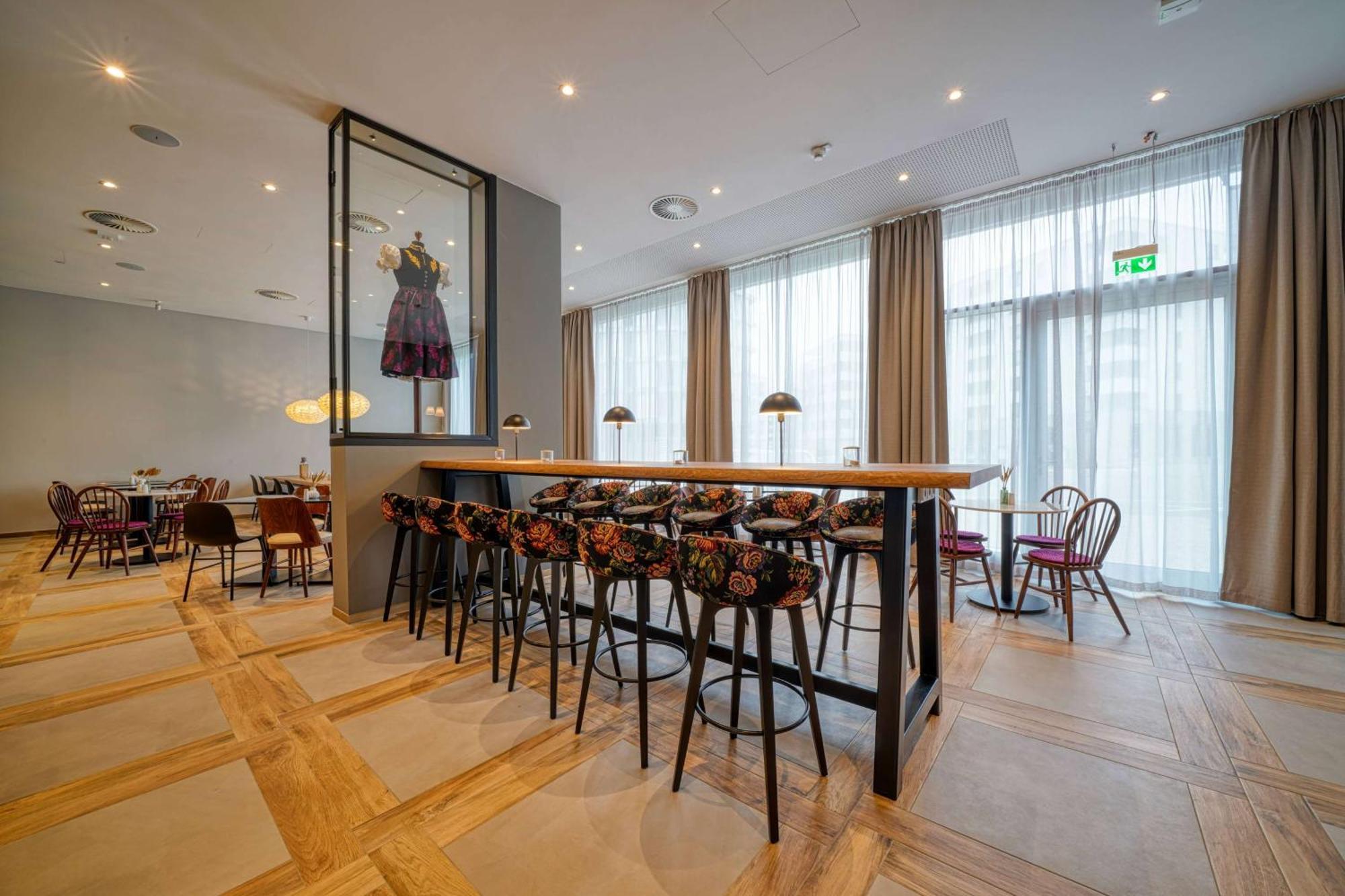 Vienna House Easy By Wyndham Freiburg City Εξωτερικό φωτογραφία